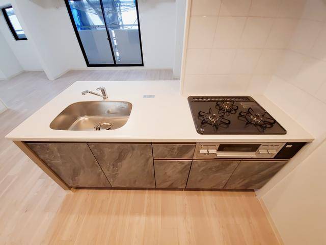 キッチン　＊新築につき建築中の写真