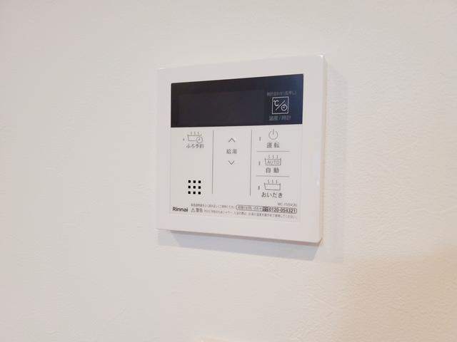 その他　＊新築につき建築中の写真