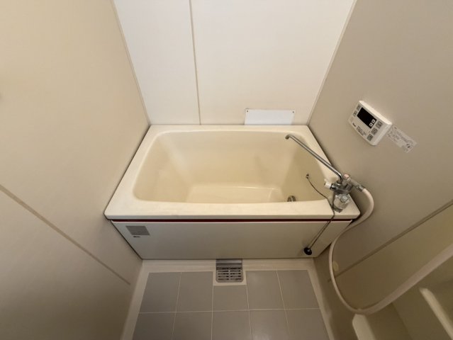 バス・シャワールーム　お風呂で日々の疲れを落としましょう