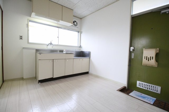 居室・リビング　居間です