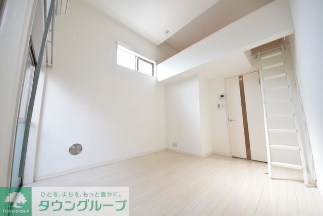 居室・リビング　お問合せはタウンハウジングまで！※現地待合わせ相談可能