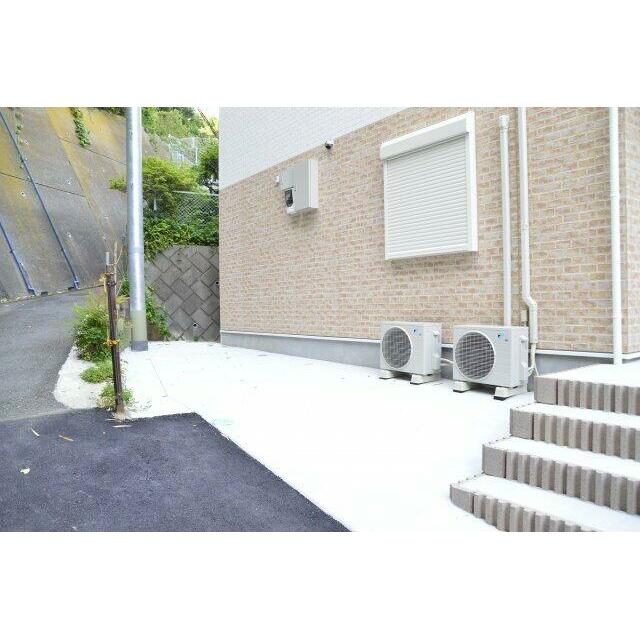 エントランス　開放的なエントランス♪