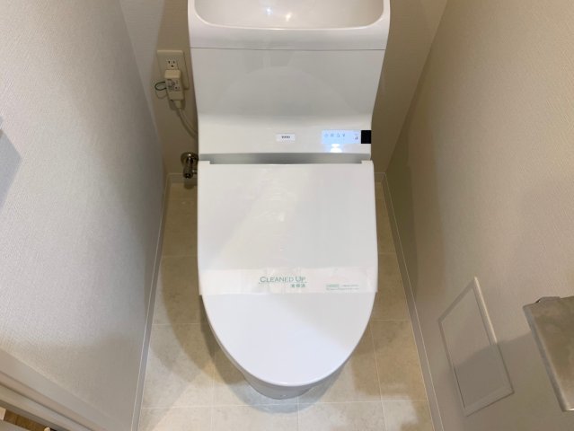 トイレ　※過去退去時のお写真です