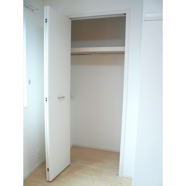 収納　クローゼット