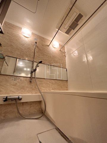 バス・シャワールーム　本町橋タワー　浴室