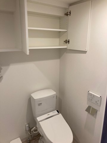 トイレ　落ち着いたトイレです