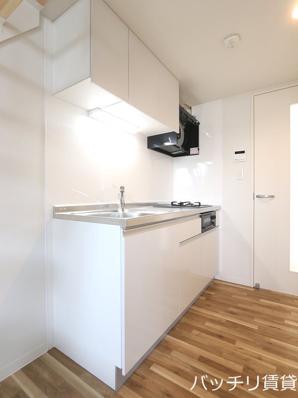 キッチン　＊画像は別部屋の為、現状を優先いたします