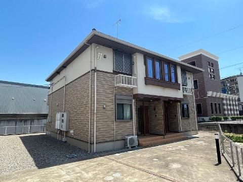 建物外観　外観写真（昼）