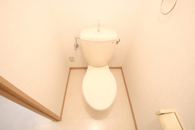 トイレ　別室の参考写真です。※現況優先