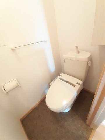 トイレ　シンプルで使いやすいトイレです