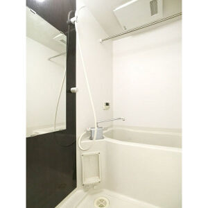 バス・シャワールーム　エムティースクエア吉塚駅前