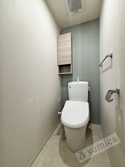 トイレ　温水洗浄便座