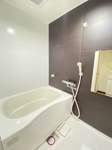 バス・シャワールーム　バスルーム