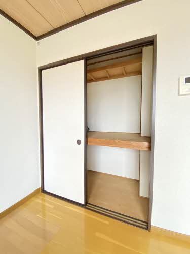 収納　洋室収納