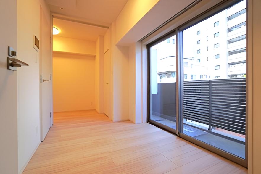 居室・リビング　☆明るい洋室☆