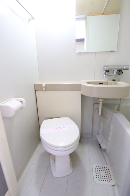 トイレ　★なんとなく落ち着いてしまうトイレスペース★