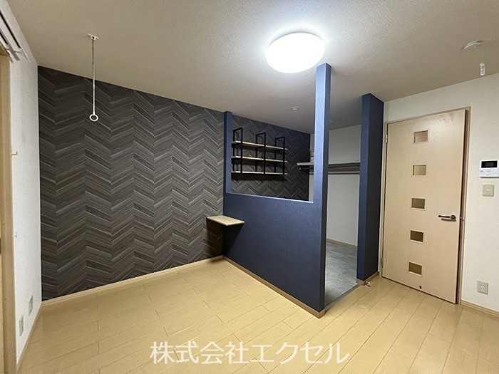 居室・リビング　ワークスペース有り。