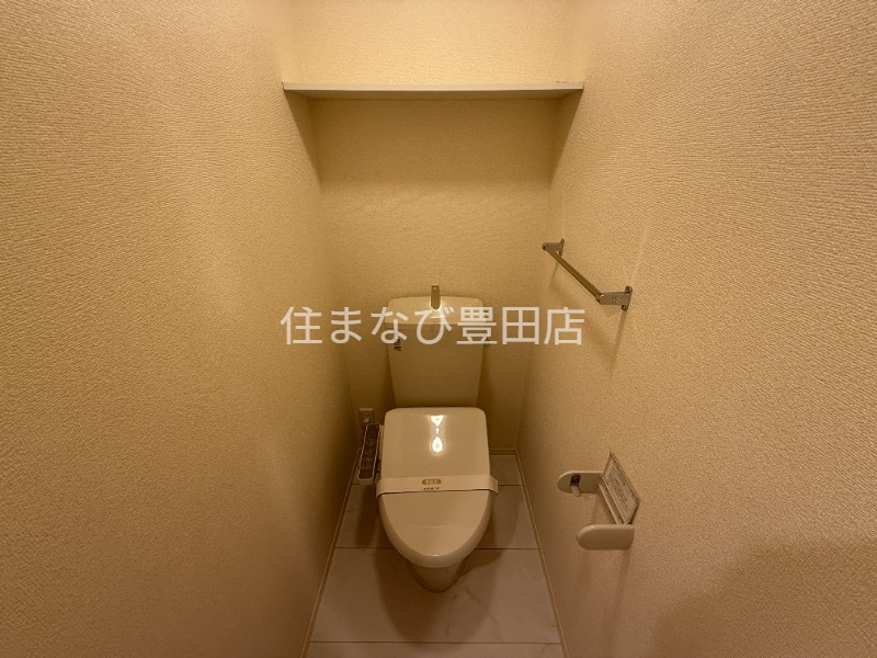 トイレ　同型タイプ