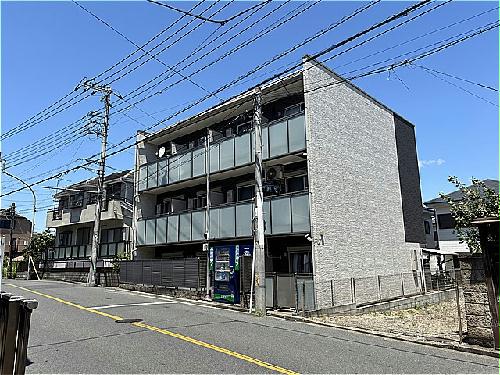 その他　バス通り側