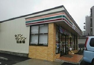 コンビニ　セブンイレブン（コンビニ）まで100m