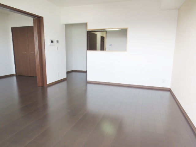 居室・リビング　別号室の参考写真です。