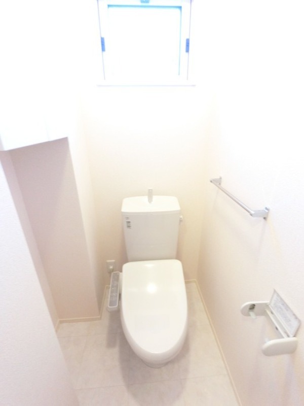 トイレ　図面と現状に相違がある場合には現状を優先