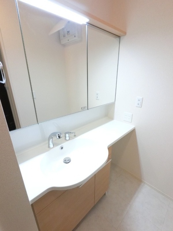 洗面設備　図面と現状に相違がある場合には現状を優先