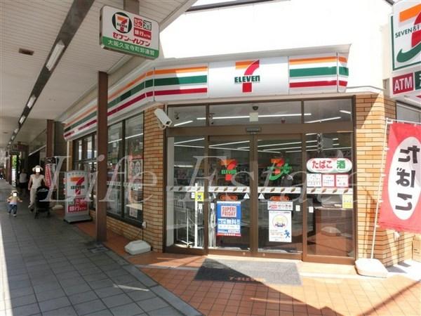 コンビニ　セブンイレブン大阪南久宝寺町1丁目店（コンビニ）まで135m