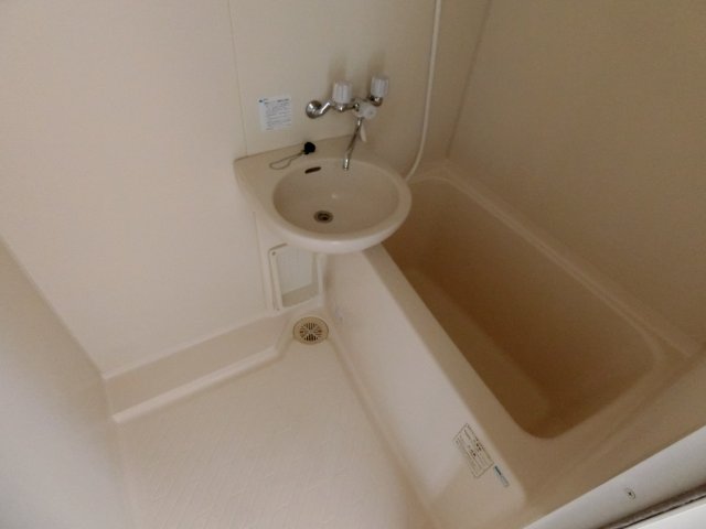 バス・シャワールーム　別室参考写真