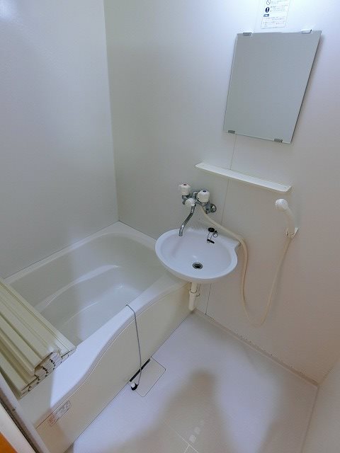 バス・シャワールーム　参考写真