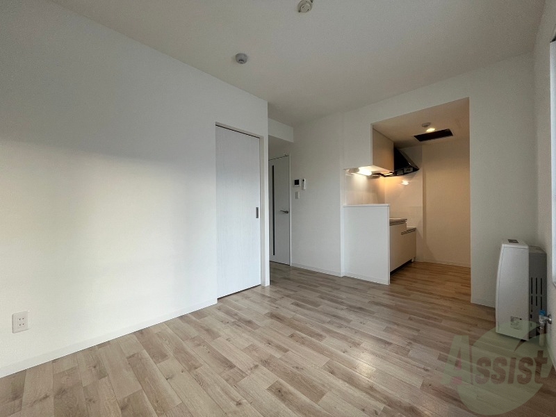 居室・リビング　広々としたリビングですね。使い勝手がよさそうですね！