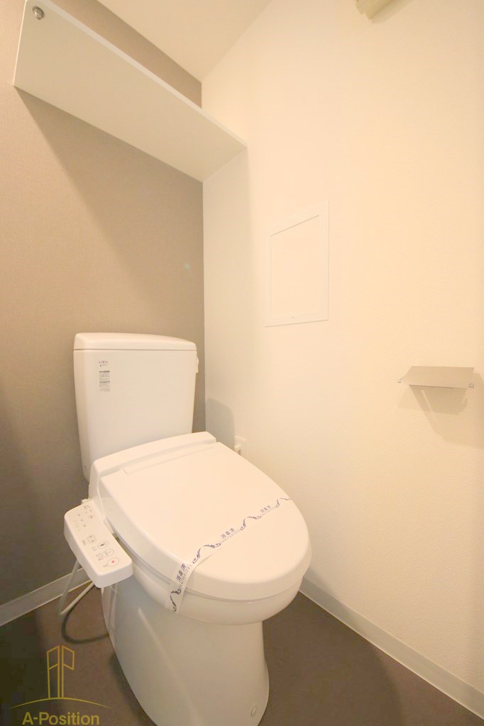 トイレ　エスリード大阪城