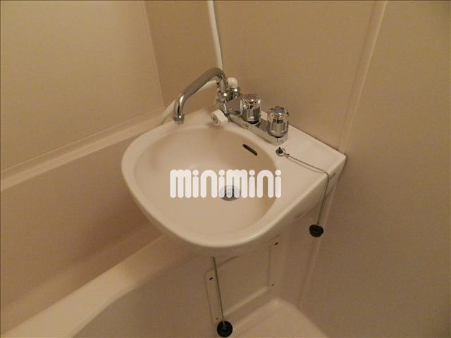 その他共有部分　しきちないにゴミ置き場あります