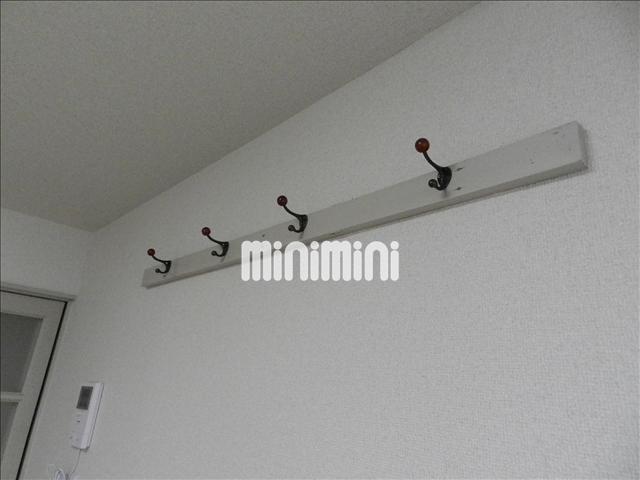 その他部屋・スペース　物を掛けることが出来ます