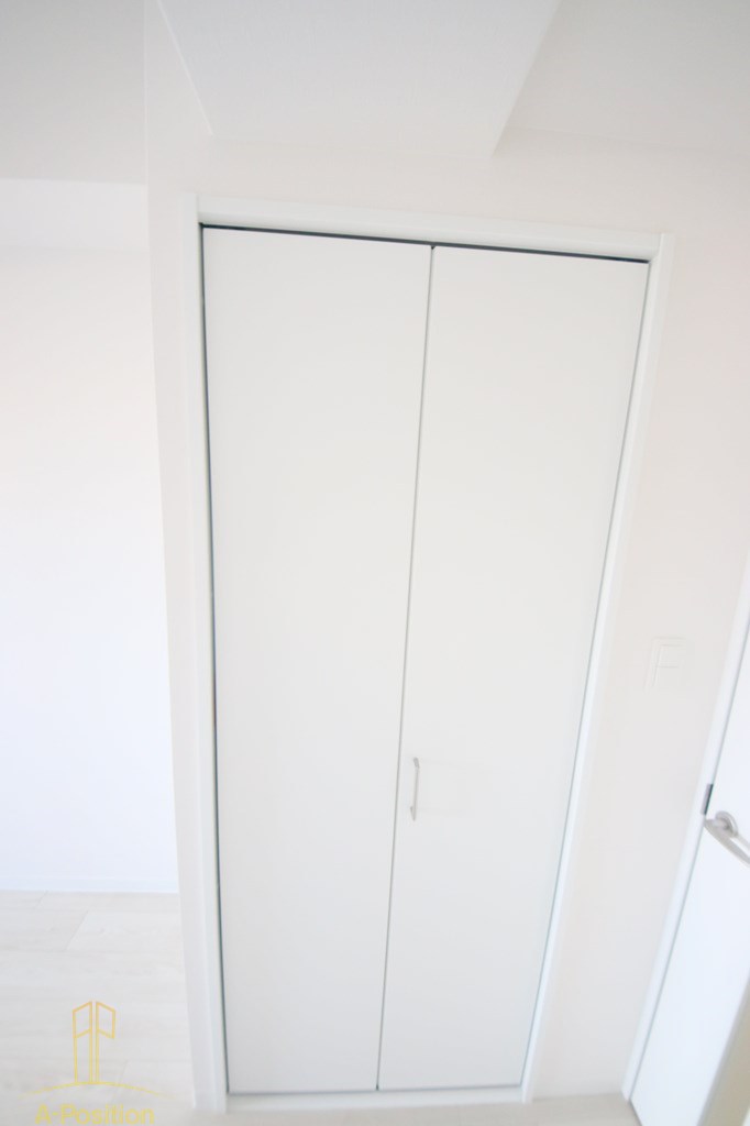 収納　プレサンス天王寺勝山