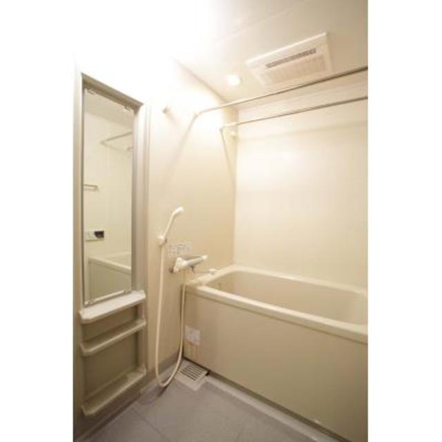 バス・シャワールーム　※写真は同タイプ住戸です。