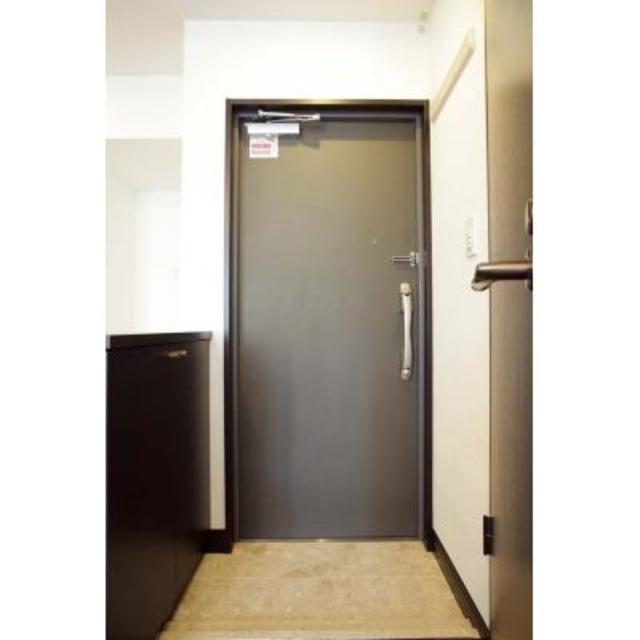玄関　※写真は同タイプ住戸です。