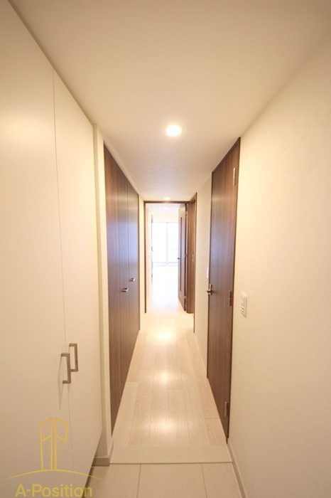 玄関　ハビテ靭センターコート