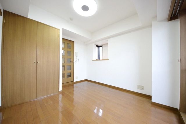 居室・リビング　★角部屋です★