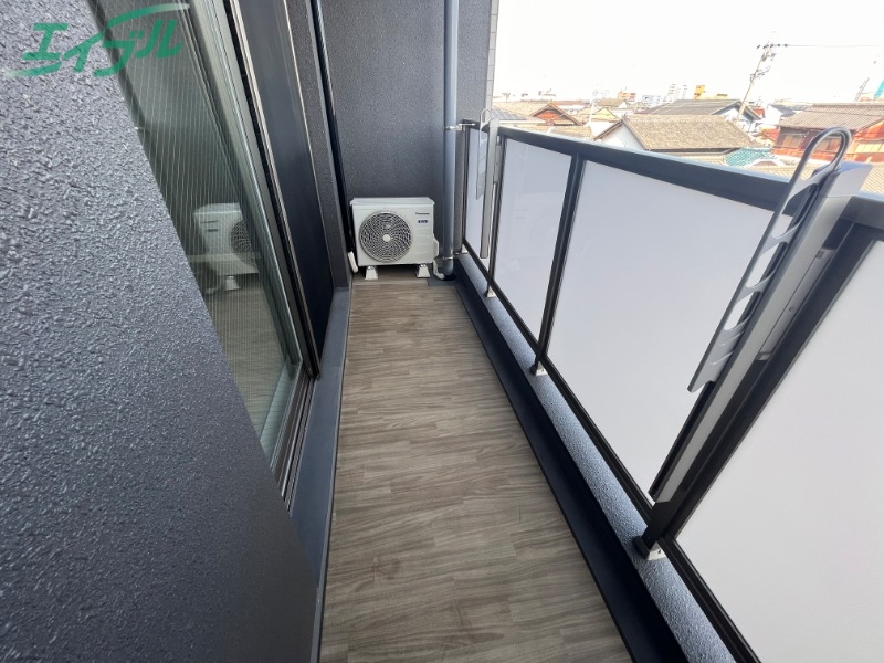 バルコニー　同型参考写真