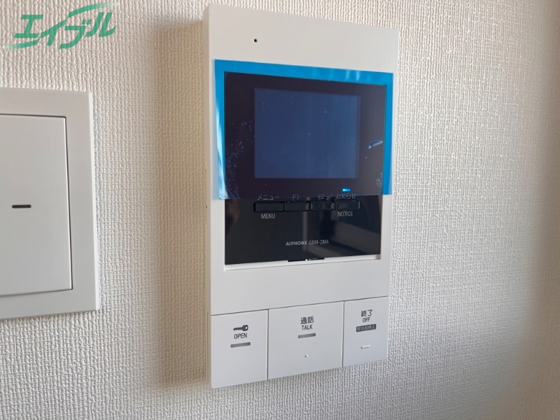 セキュリティ　同型参考写真