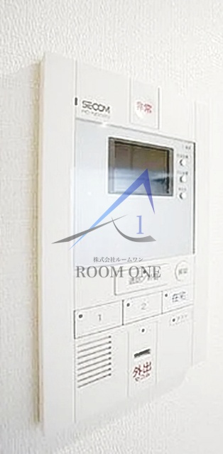 セキュリティ　モニター付きインターホンです。