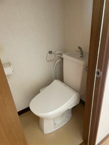 トイレ　トイレもきれいです