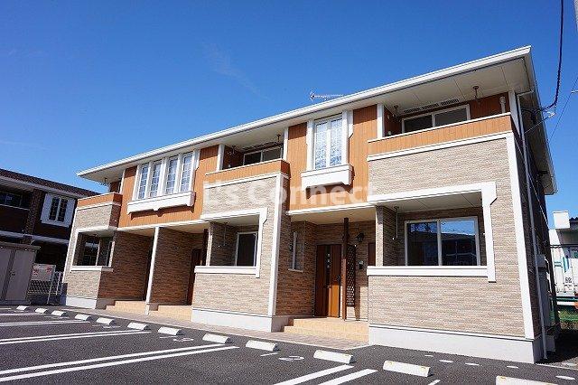 建物外観　２０１５年築のアパートです。