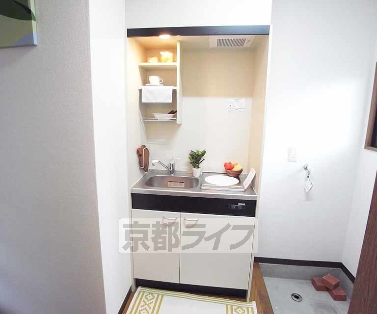 キッチン　単身用こじんまりキッチン！