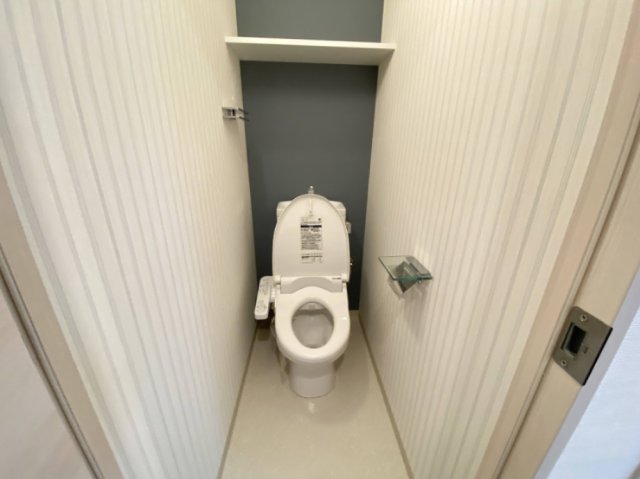 トイレ　2025年撮影・503号室の写真（別間取り）