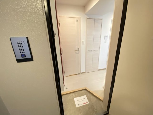 玄関　2025年撮影・503号室の写真（別間取り）