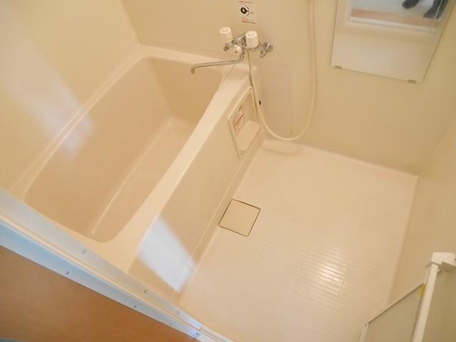 バス・シャワールーム　浴室