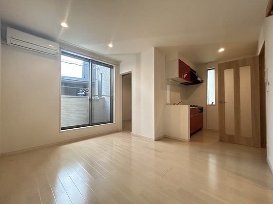 居室・リビング　※別部屋の写真です