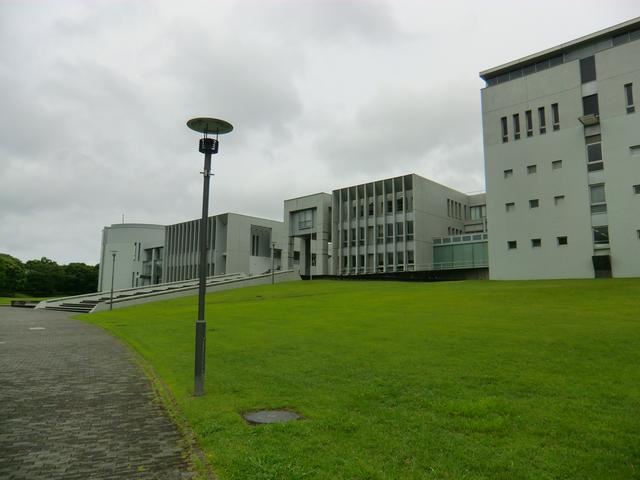 大学・短大　慶應義塾大学湘南藤沢キャンパス（大学・短大）まで4200m